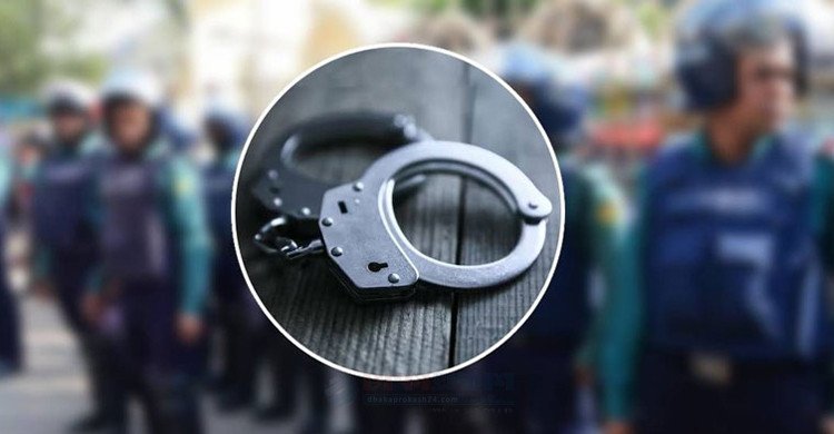 ২৪ ঘণ্টায় পুলিশের বিশেষ অভিযানে গ্রেফতার ১২৬১ জন